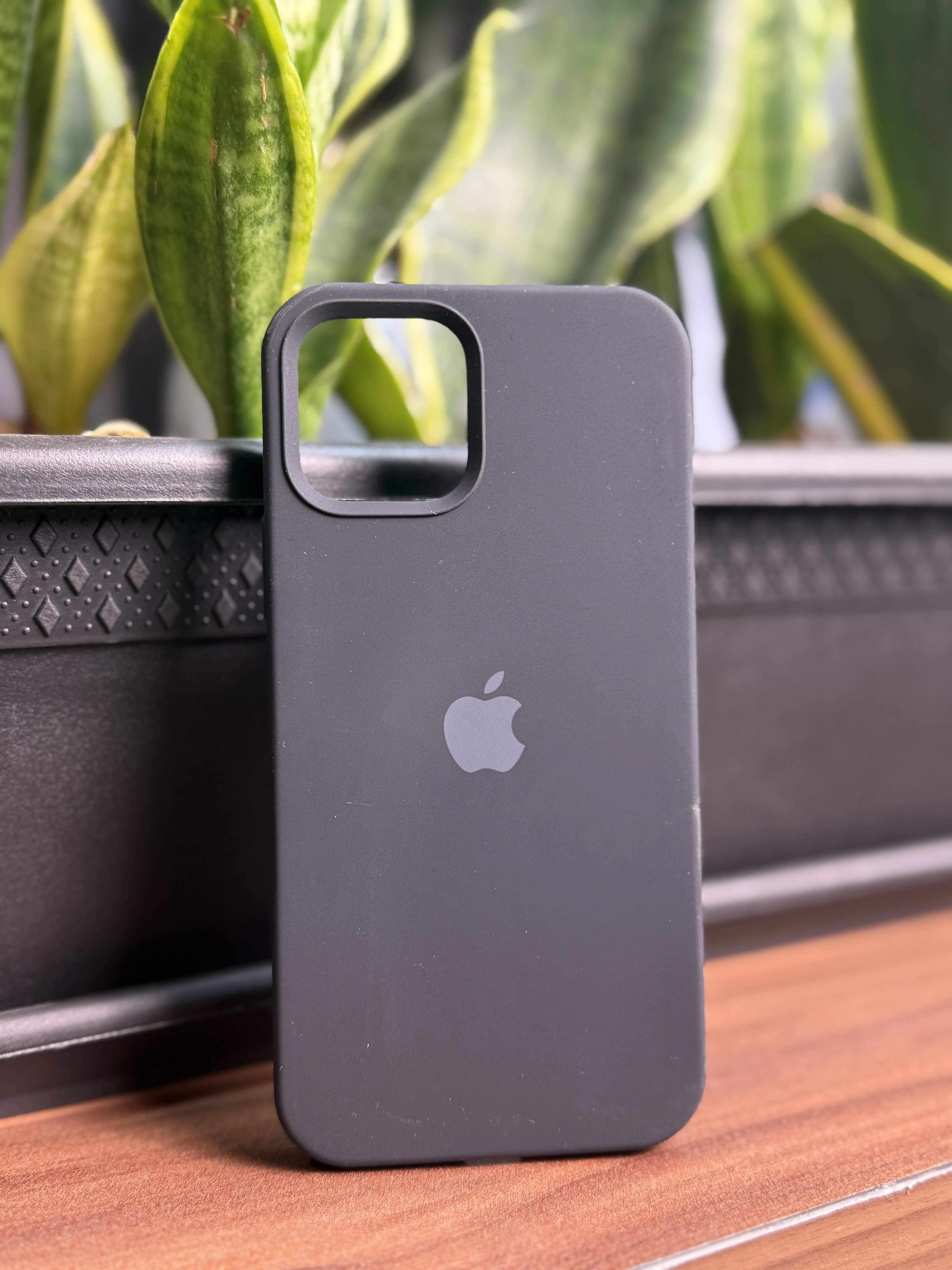 قاب سیلیکونی اورجینال زیر بسته مناسب برای گوشی iphone 12 Pro Max